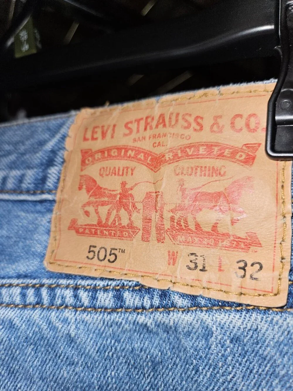 Levi's Strauss Men's Blue Denim Jeans - Size 31 x 32